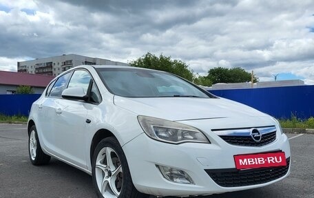 Opel Astra J, 2012 год, 650 000 рублей, 4 фотография