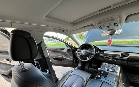 Audi A8, 2012 год, 2 350 000 рублей, 13 фотография