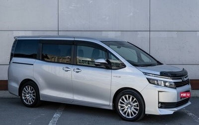 Toyota Voxy III, 2014 год, 2 099 000 рублей, 1 фотография