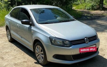 Volkswagen Polo VI (EU Market), 2013 год, 980 000 рублей, 2 фотография