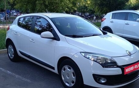 Renault Megane III, 2012 год, 820 000 рублей, 2 фотография