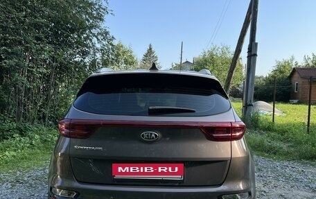 KIA Sportage IV рестайлинг, 2020 год, 2 700 000 рублей, 4 фотография