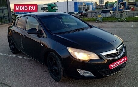 Opel Astra J, 2011 год, 680 000 рублей, 7 фотография