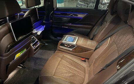 BMW 7 серия, 2016 год, 4 150 000 рублей, 4 фотография