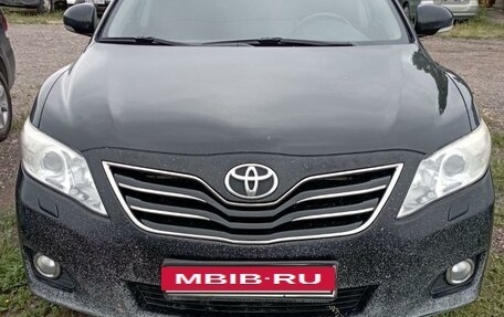 Toyota Camry, 2010 год, 1 600 000 рублей, 2 фотография