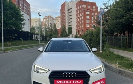 Audi A4, 2019 год, 2 900 000 рублей, 3 фотография