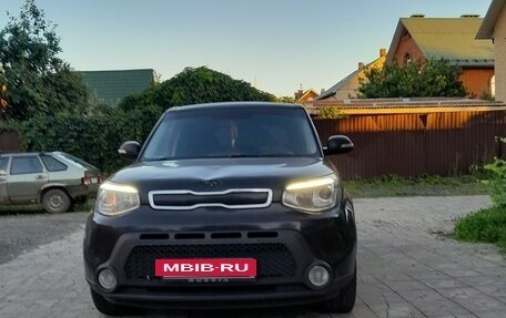 KIA Soul II рестайлинг, 2015 год, 1 300 000 рублей, 2 фотография