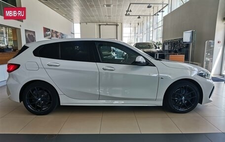 BMW 1 серия, 2020 год, 2 990 000 рублей, 4 фотография