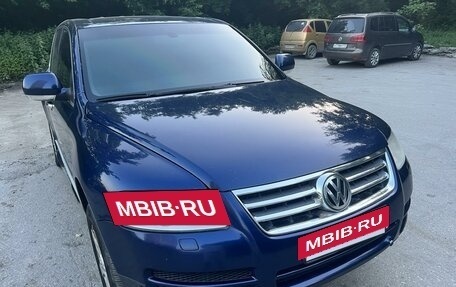 Volkswagen Touareg III, 2004 год, 800 000 рублей, 2 фотография