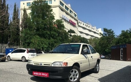 Ford Escort V, 1990 год, 230 000 рублей, 2 фотография