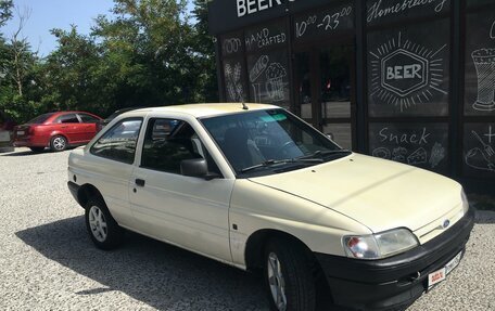 Ford Escort V, 1990 год, 230 000 рублей, 3 фотография