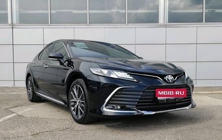 Toyota Camry, 2023 год, 4 100 000 рублей, 3 фотография