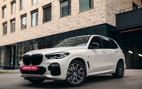 BMW X5, 2019 год, 6 350 000 рублей, 2 фотография