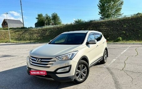 Hyundai Santa Fe III рестайлинг, 2013 год, 2 300 000 рублей, 2 фотография