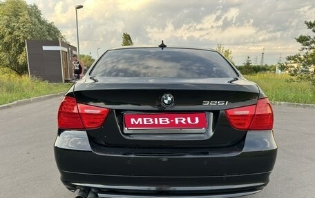 BMW 3 серия, 2011 год, 1 250 000 рублей, 6 фотография