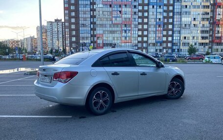 Chevrolet Cruze II, 2011 год, 789 000 рублей, 2 фотография