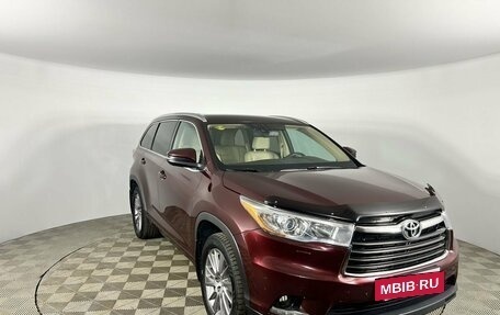 Toyota Highlander III, 2015 год, 3 200 000 рублей, 3 фотография