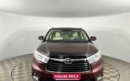 Toyota Highlander III, 2015 год, 3 200 000 рублей, 2 фотография