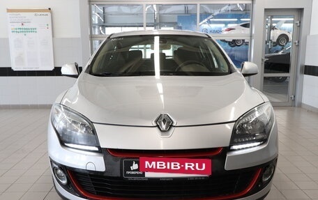 Renault Megane III, 2013 год, 899 000 рублей, 2 фотография