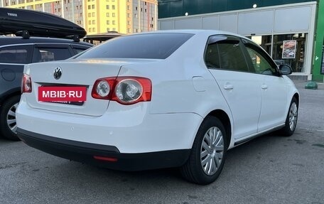 Volkswagen Jetta VI, 2010 год, 700 000 рублей, 9 фотография