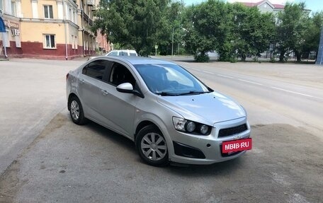 Chevrolet Aveo III, 2014 год, 870 000 рублей, 2 фотография