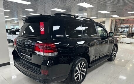 Toyota Land Cruiser 200, 2018 год, 6 795 000 рублей, 4 фотография