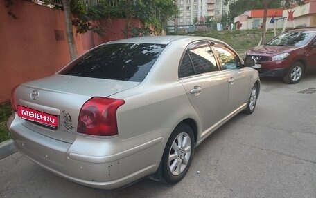 Toyota Avensis III рестайлинг, 2005 год, 730 000 рублей, 4 фотография