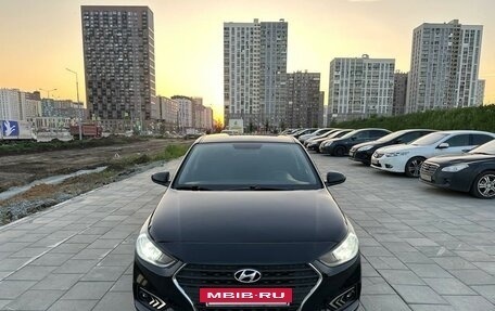 Hyundai Solaris II рестайлинг, 2018 год, 1 100 000 рублей, 3 фотография