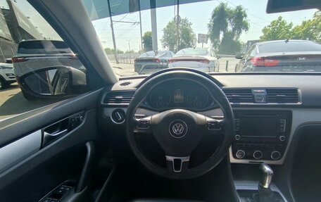 Volkswagen Passat B7, 2012 год, 1 199 900 рублей, 7 фотография