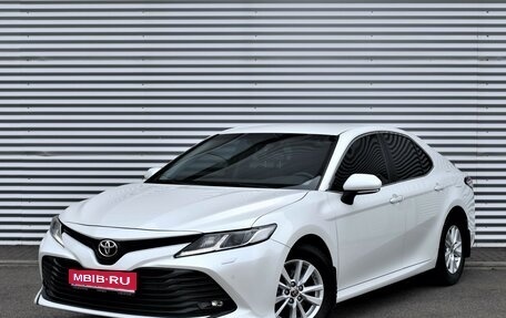 Toyota Camry, 2021 год, 3 155 000 рублей, 1 фотография