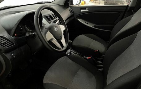 Hyundai Solaris II рестайлинг, 2012 год, 1 095 000 рублей, 12 фотография