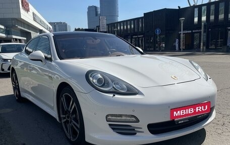 Porsche Panamera II рестайлинг, 2012 год, 2 950 000 рублей, 2 фотография