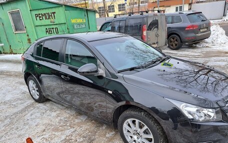 Chevrolet Cruze II, 2012 год, 900 000 рублей, 4 фотография