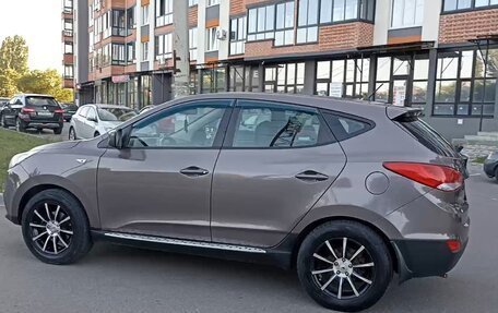 Hyundai ix35 I рестайлинг, 2012 год, 1 100 000 рублей, 8 фотография