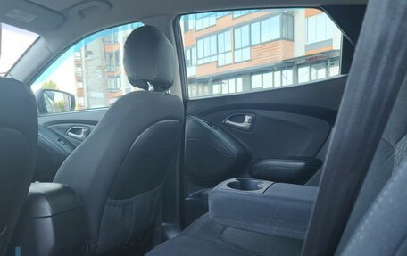 Hyundai ix35 I рестайлинг, 2012 год, 1 100 000 рублей, 14 фотография