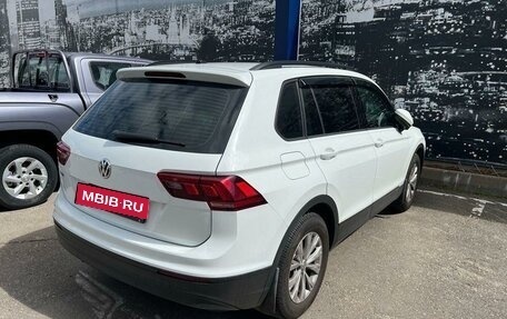 Volkswagen Tiguan II, 2020 год, 2 298 000 рублей, 3 фотография