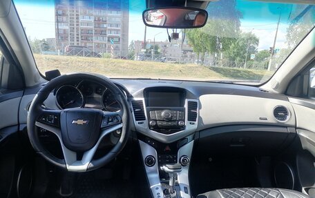 Chevrolet Cruze II, 2012 год, 550 000 рублей, 6 фотография