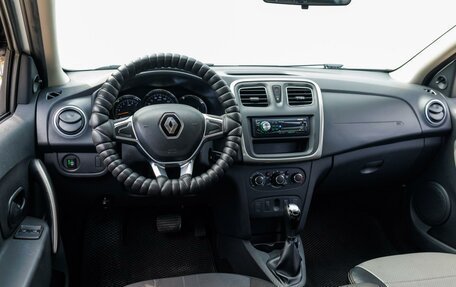 Renault Logan II, 2020 год, 1 199 000 рублей, 7 фотография