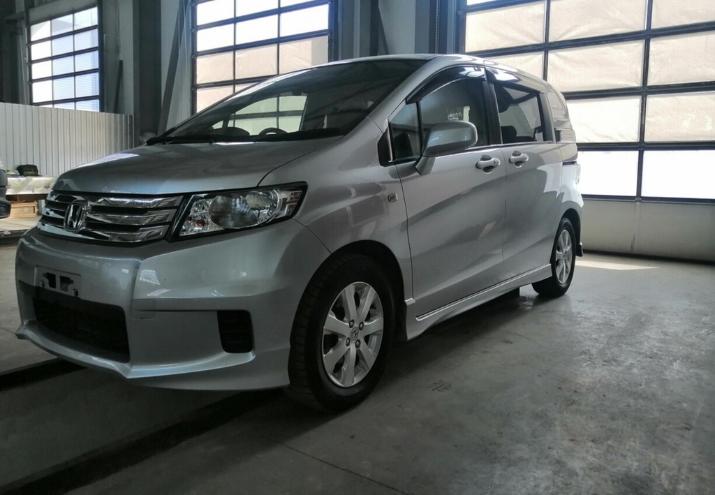 Honda Freed I, 2012 год, 2 000 000 рублей, 1 фотография