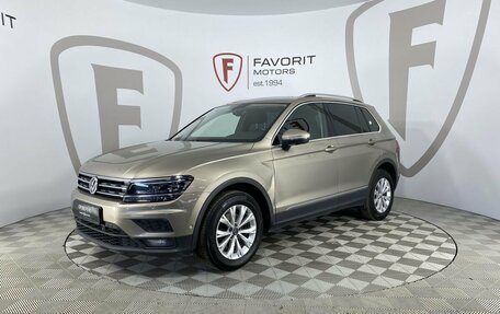 Volkswagen Tiguan II, 2017 год, 2 200 000 рублей, 1 фотография