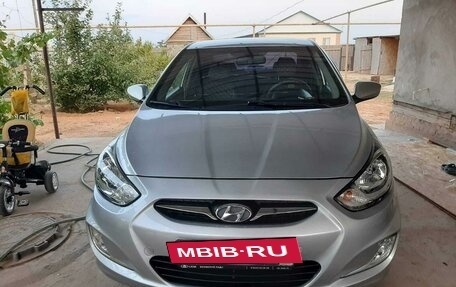 Hyundai Solaris II рестайлинг, 2011 год, 950 000 рублей, 9 фотография