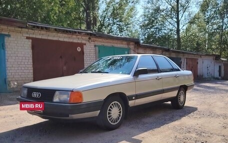 Audi 100, 1987 год, 360 000 рублей, 16 фотография