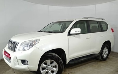 Toyota Land Cruiser Prado 150 рестайлинг 2, 2013 год, 3 290 000 рублей, 1 фотография