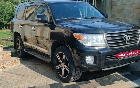 Toyota Land Cruiser 200, 2014 год, 3 750 000 рублей, 3 фотография