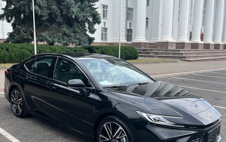 Toyota Camry, 2024 год, 4 350 000 рублей, 1 фотография