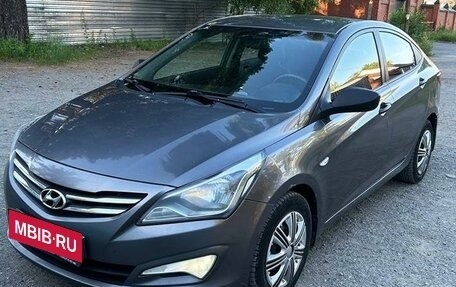 Hyundai Solaris II рестайлинг, 2014 год, 820 000 рублей, 1 фотография