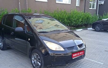 Mitsubishi Colt VI рестайлинг, 2006 год, 500 000 рублей, 1 фотография