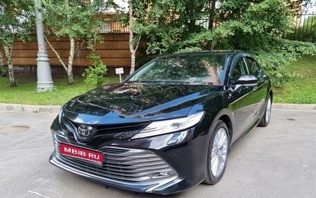 Toyota Camry, 2020 год, 3 400 000 рублей, 1 фотография