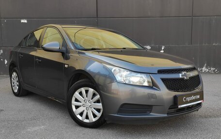 Chevrolet Cruze II, 2011 год, 649 000 рублей, 1 фотография