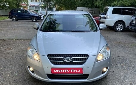 KIA cee'd I рестайлинг, 2009 год, 820 000 рублей, 1 фотография